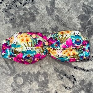 Victoria Secret Tropical print swim top